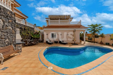 Villa in Callao Salvaje, Tenerife, Spain 3 bedrooms, 250 sq.m. No. 130737