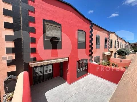 Townhouse à Adeje, Tenerife, Espagne 2 chambres, 150 m2 No. 130738