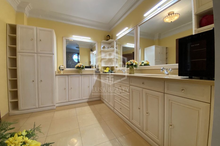 Вилла в Кастельдефельс, Барселона, Испания 6 спален, 670м2 №128032