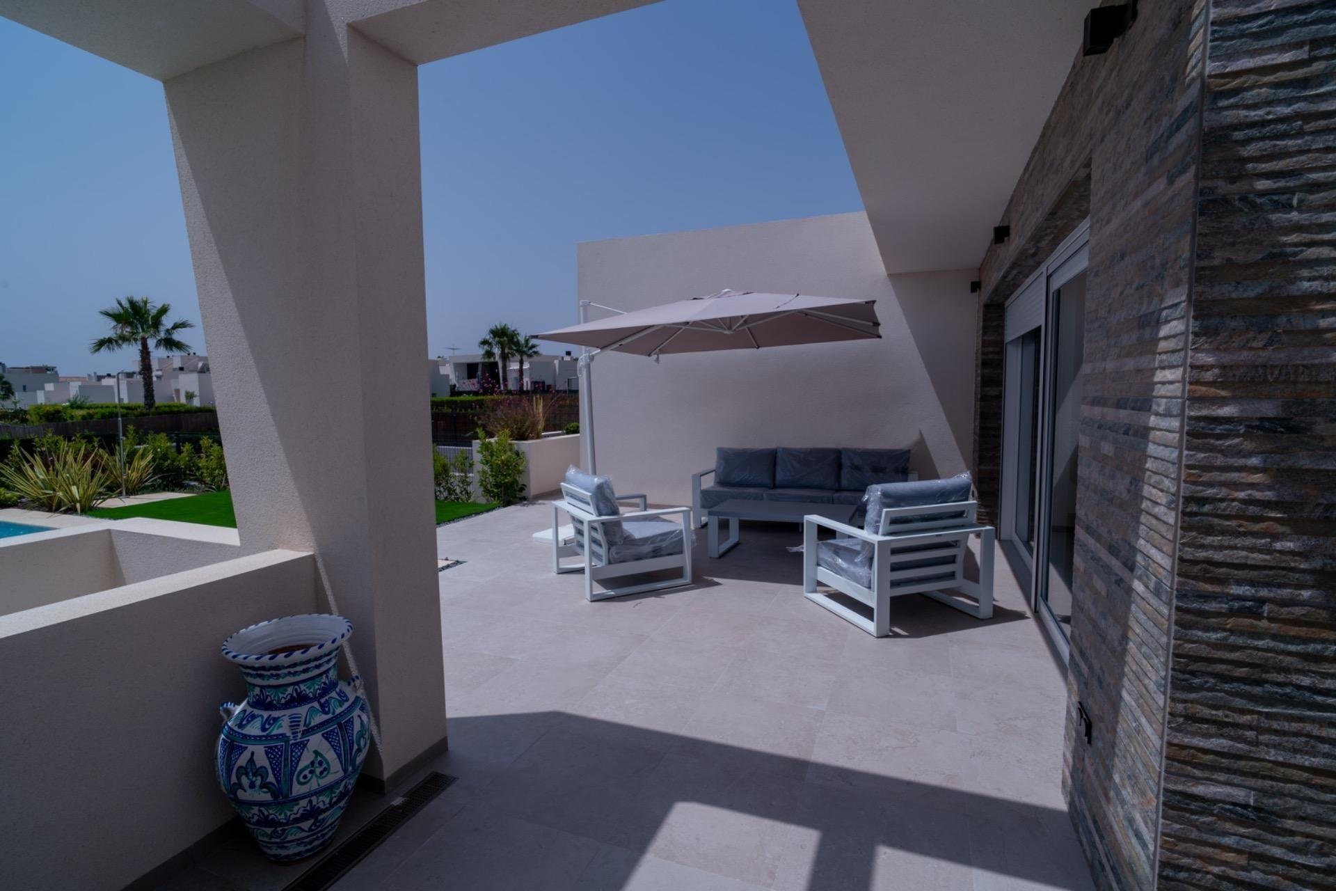 Villa en Algorfa, Alicante, España 3 dormitorios, 342 m2 No. 128687