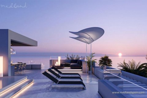 Apartment à Estepona, Malaga, Espagne 3 chambres, 109 m2 No. 129920