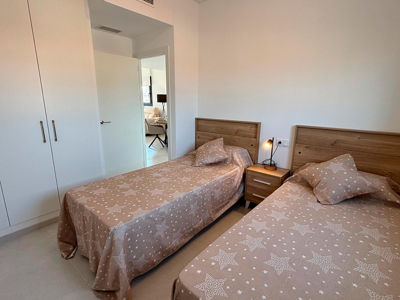 Apartment in San Miguel de Salinas, Alicante, Spain 3 bedrooms, 98 sq.m. No. 131333