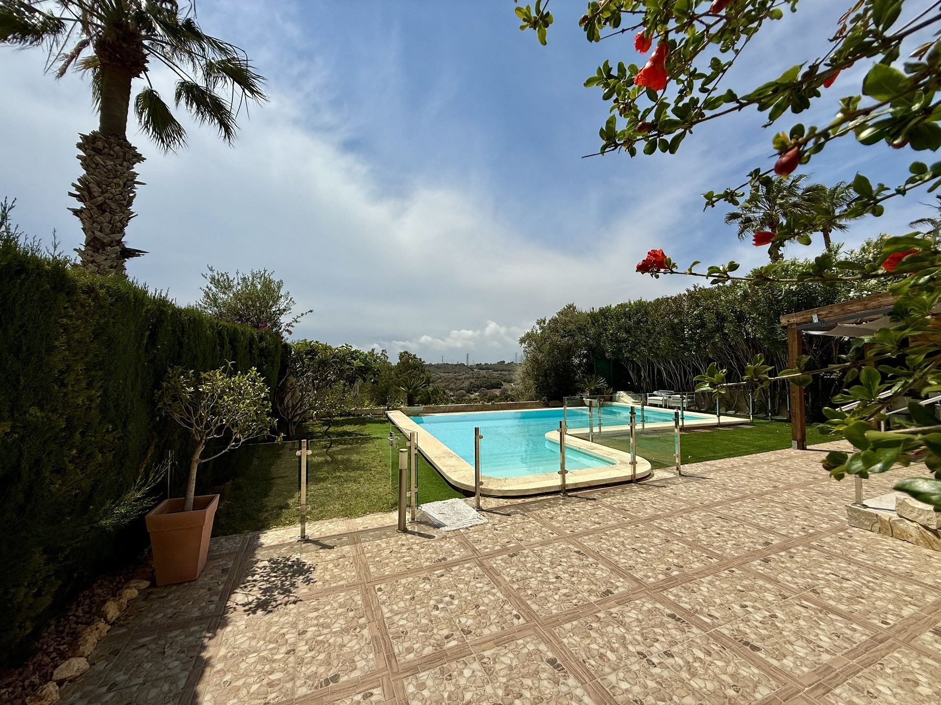 Villa i Alicante, Spanien 4 sovrum, 137 kvm. Nr. 125241