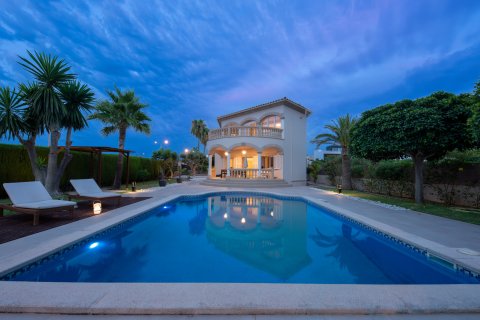 Villa Sa Torre, Mallorca, Spānijā 4 istabas, 321 m2 Nr. 130997