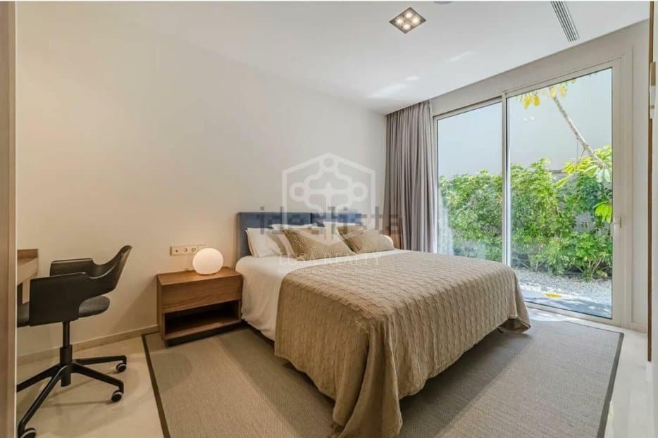 Villa à Arona, Tenerife, Espagne 4 chambres, 300 m2 No. 130895
