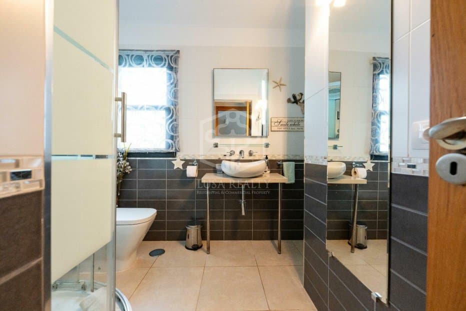 Villa en San Miguel de Abona, Tenerife, España 4 dormitorios, 234 m2 No. 130899
