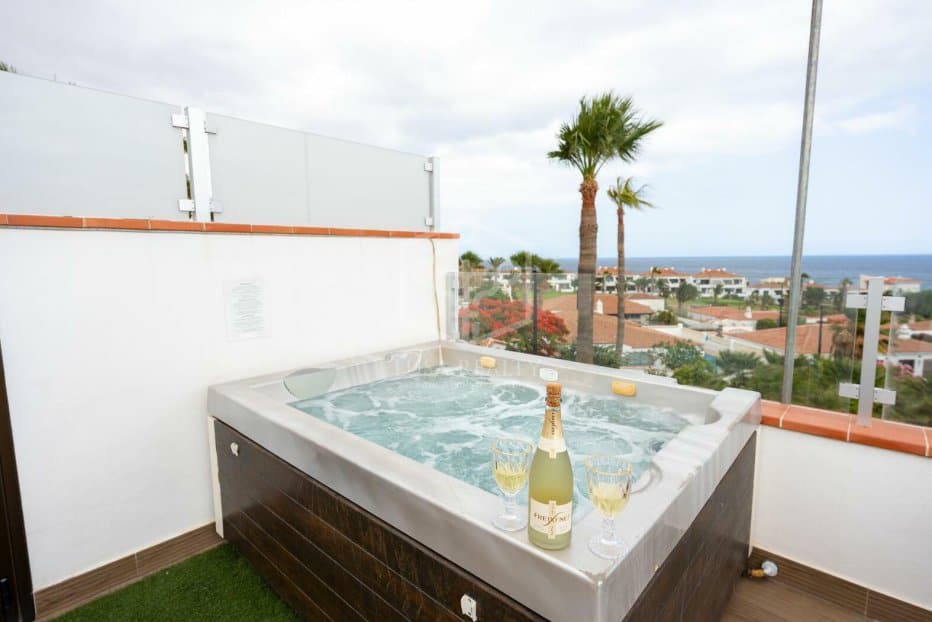 Villa en San Miguel de Abona, Tenerife, España 4 dormitorios, 234 m2 No. 130899
