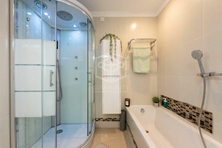 Villa en San Miguel de Abona, Tenerife, España 4 dormitorios, 234 m2 No. 130899