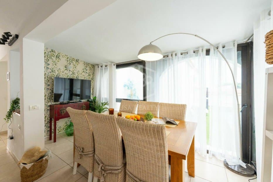 Villa en San Miguel de Abona, Tenerife, España 4 dormitorios, 234 m2 No. 130899