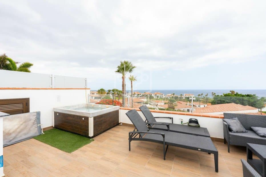 Villa en San Miguel de Abona, Tenerife, España 4 dormitorios, 234 m2 No. 130899