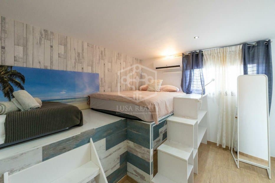Villa en San Miguel de Abona, Tenerife, España 4 dormitorios, 234 m2 No. 130899