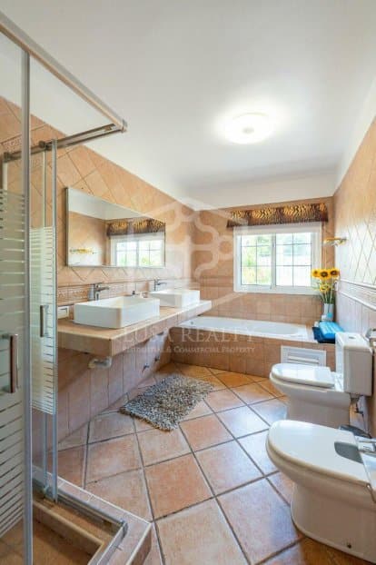 Villa in San Miguel de Abona, Tenerife, Spain 8 bedrooms, 530 sq.m. No. 130897
