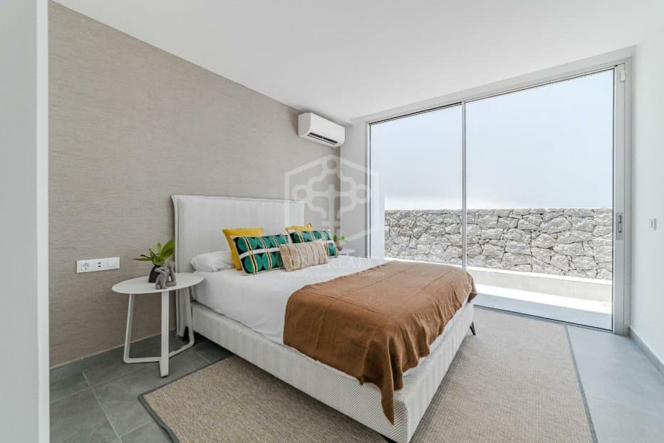 Villa in Adeje, Tenerife, Spain 3 bedrooms, 197 sq.m. No. 130896