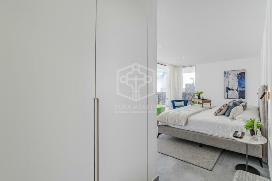 Villa in Adeje, Tenerife, Spain 3 bedrooms, 197 sq.m. No. 130896