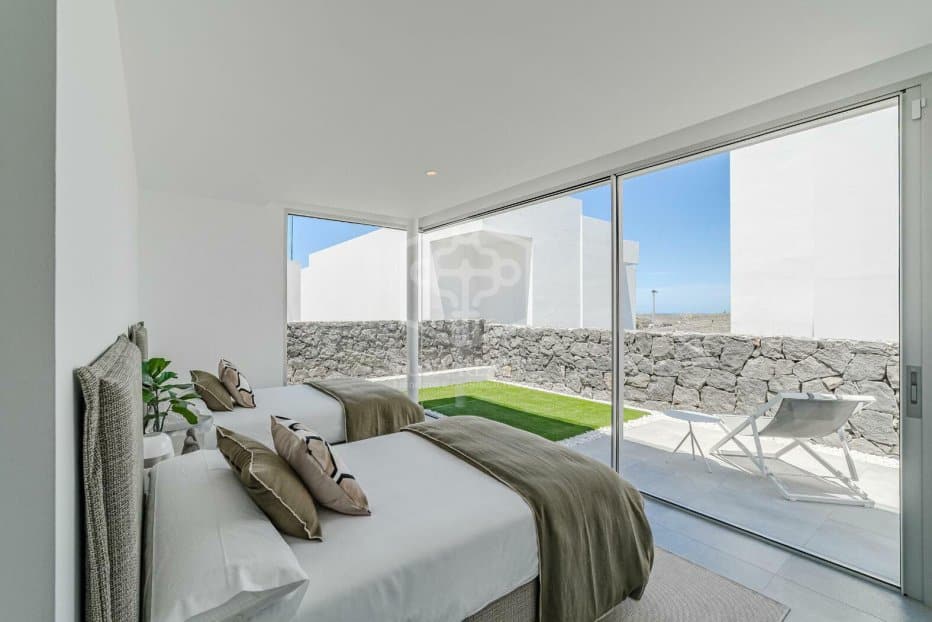 Villa in Adeje, Tenerife, Spain 3 bedrooms, 197 sq.m. No. 130896