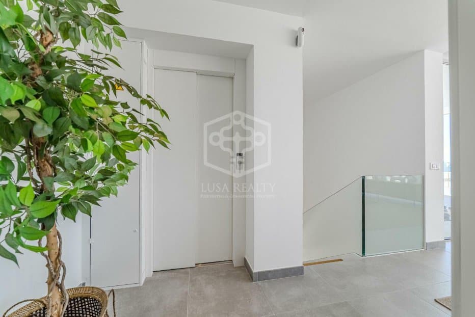Villa in Adeje, Tenerife, Spain 3 bedrooms, 197 sq.m. No. 130896