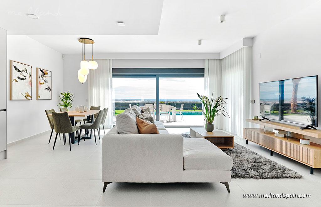 Huvila San Miguel de Salinas, Alicante, Espanja 3 makuuhuonetta, 237 m2 No. 129806