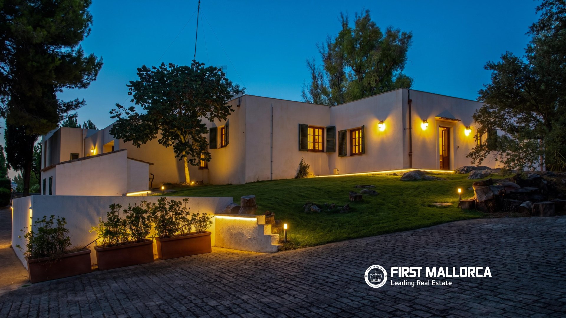 Finca i Establiments, Mallorca, Spanien 4 sovrum, 300 kvm. Nr. 128123