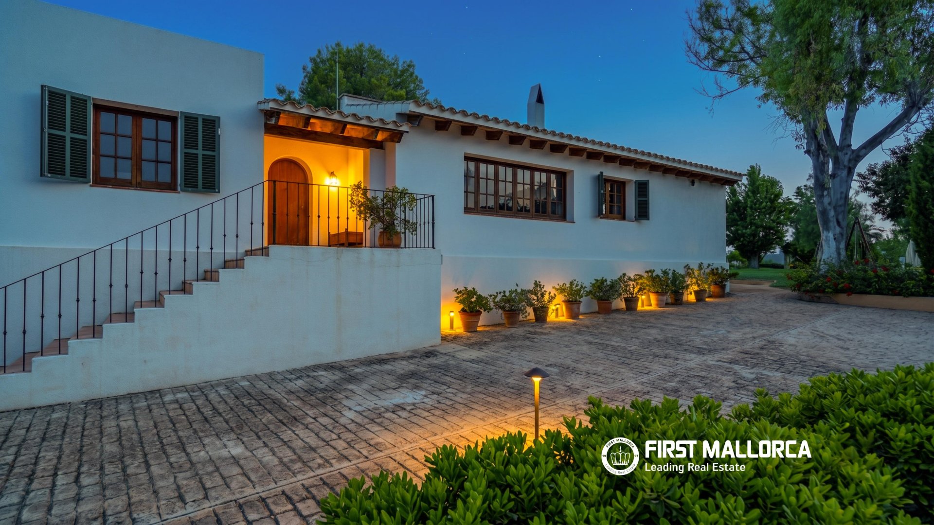 Finca i Establiments, Mallorca, Spanien 4 sovrum, 300 kvm. Nr. 128123