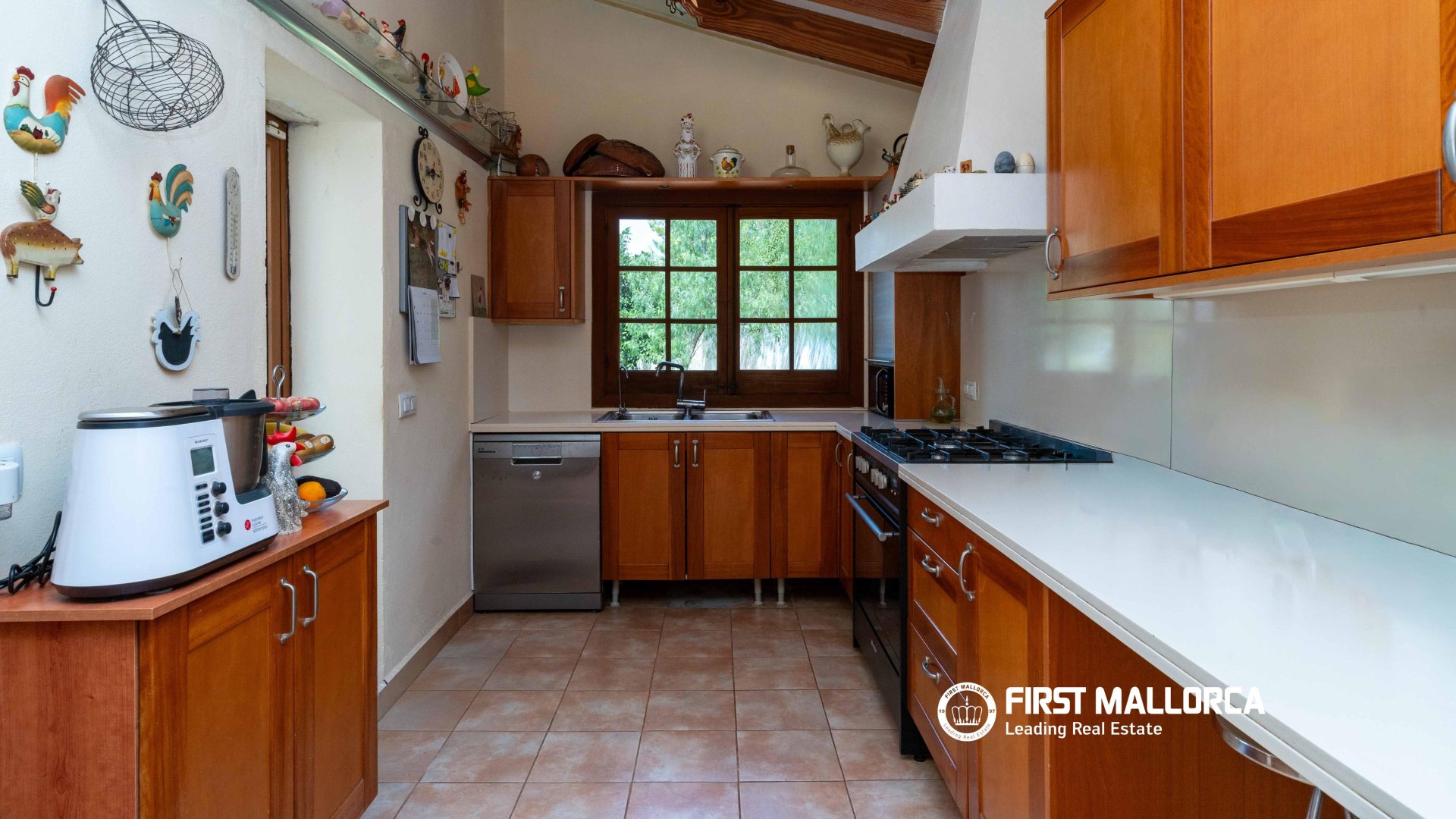 Finca i Establiments, Mallorca, Spanien 4 sovrum, 300 kvm. Nr. 128123