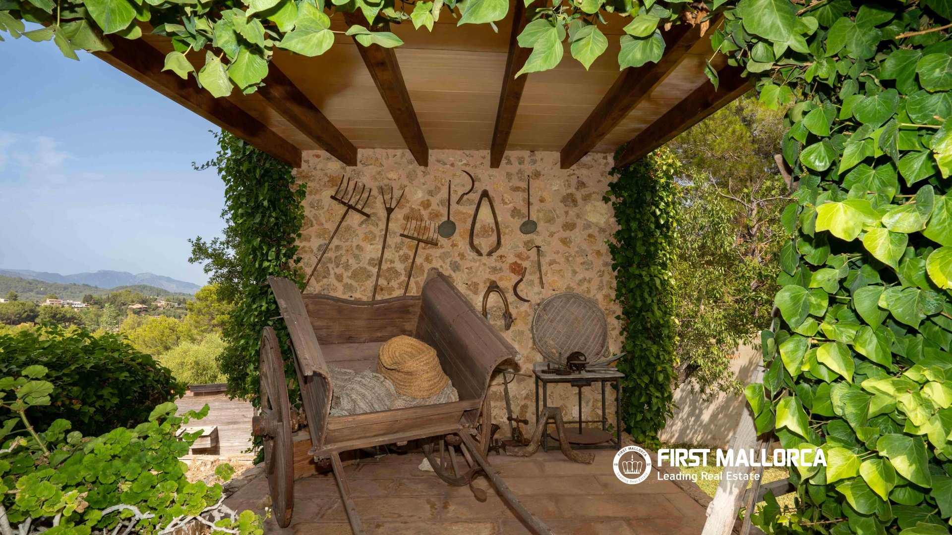 Finca i Establiments, Mallorca, Spanien 4 sovrum, 300 kvm. Nr. 128123