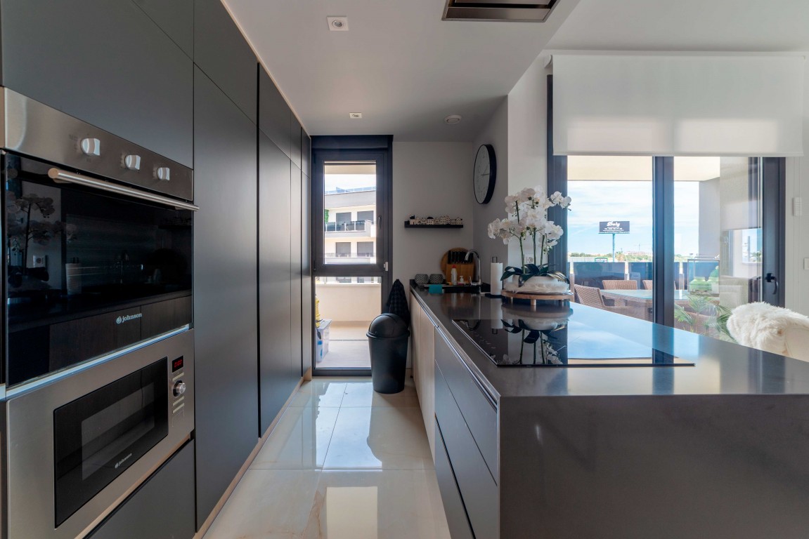 Apartment à Playa Flamenca II, Alicante, Espagne 3 chambres, 99 m2 No. 124996