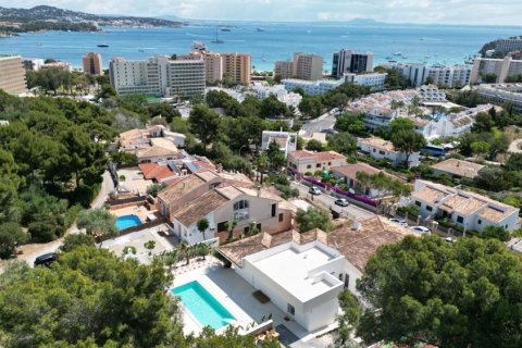 Villa i Palmanova, Mallorca, Spanien 4 sovrum, 537 kvm. Nr. 121737