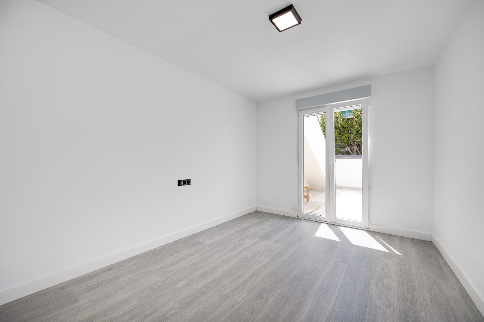 Villa in Torrevieja, Alicante, Spain 4 bedrooms, 93 sq.m. No. 131491