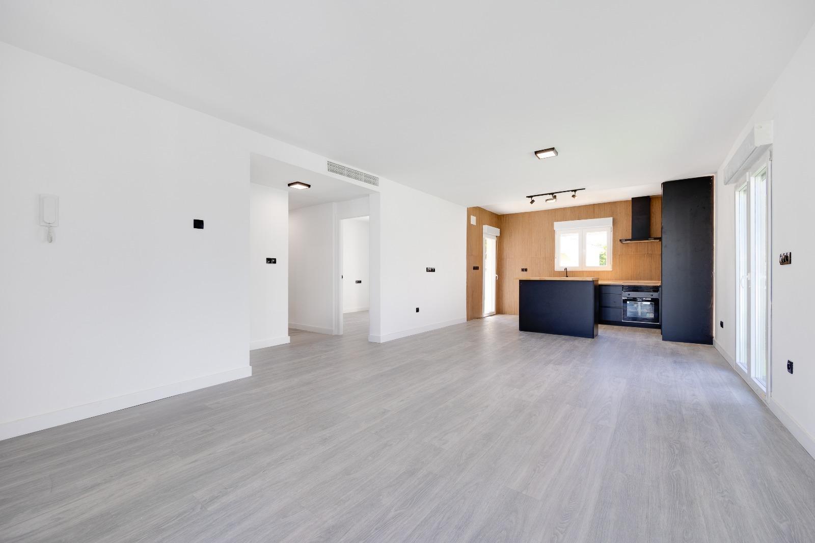 Villa in Torrevieja, Alicante, Spain 4 bedrooms, 93 sq.m. No. 131491
