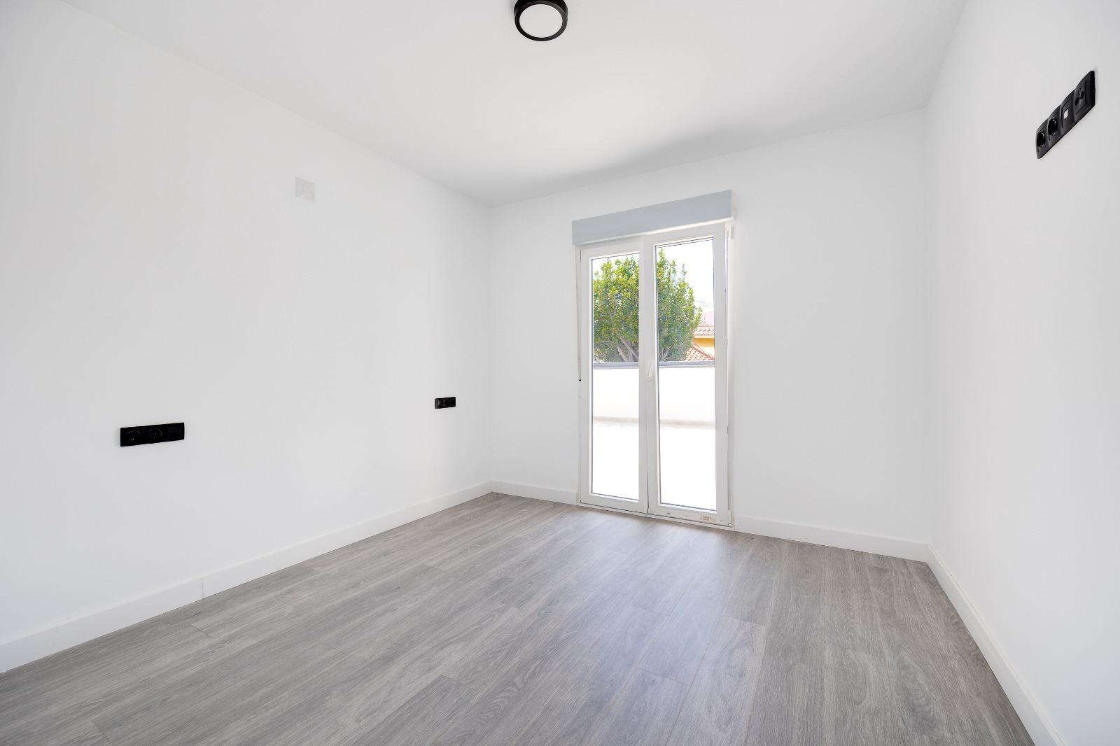 Villa in Torrevieja, Alicante, Spain 4 bedrooms, 93 sq.m. No. 131491