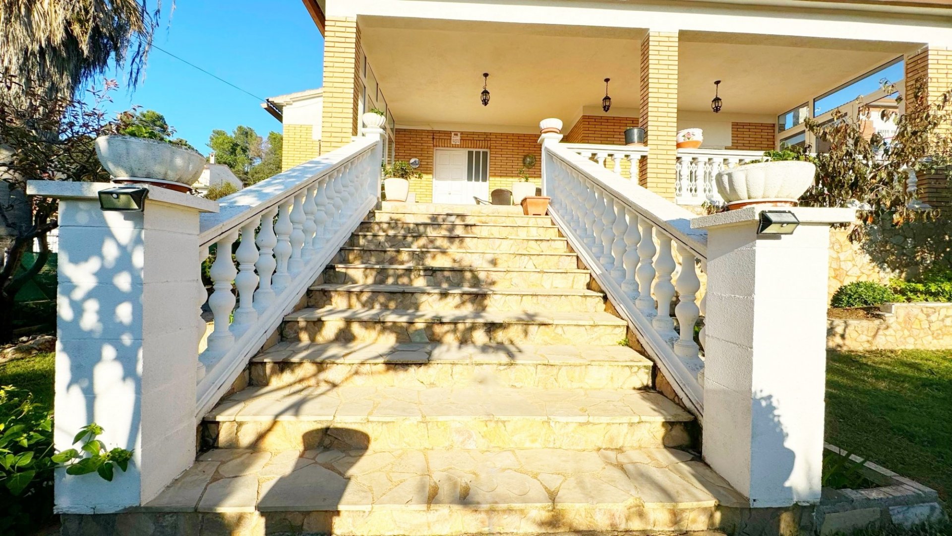 Hus i Lloret de Mar, Girona, Spanien 5 sovrum, 265 kvm. Nr. 130347