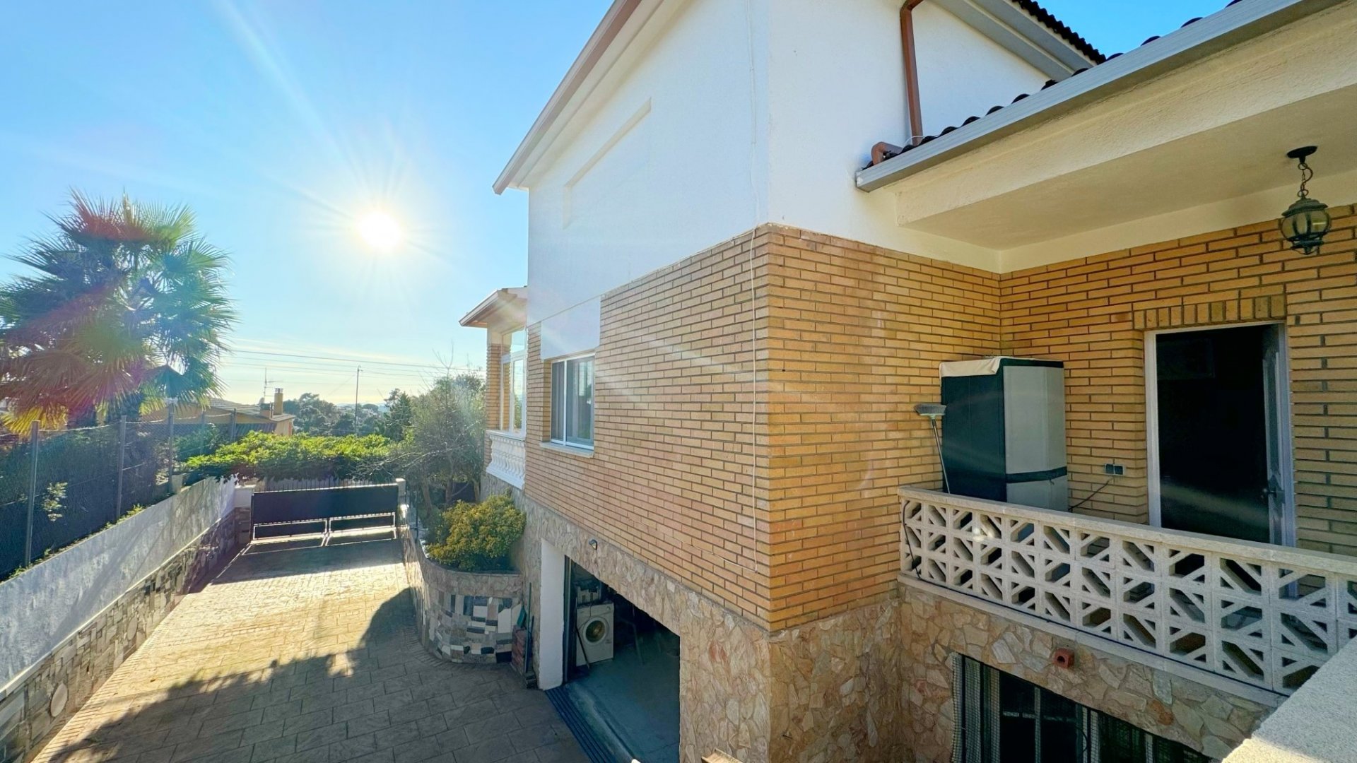 Hus i Lloret de Mar, Girona, Spanien 5 sovrum, 265 kvm. Nr. 130347