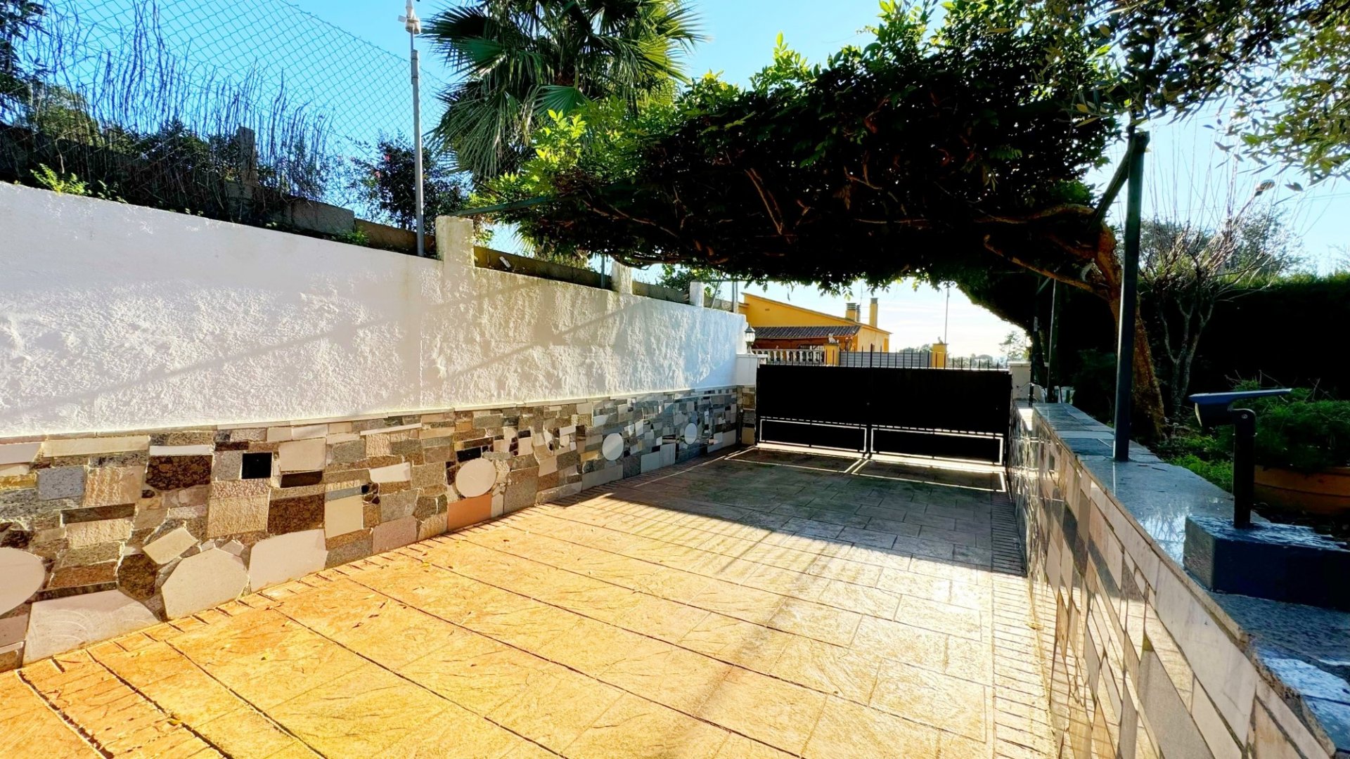 Hus i Lloret de Mar, Girona, Spanien 5 sovrum, 265 kvm. Nr. 130347