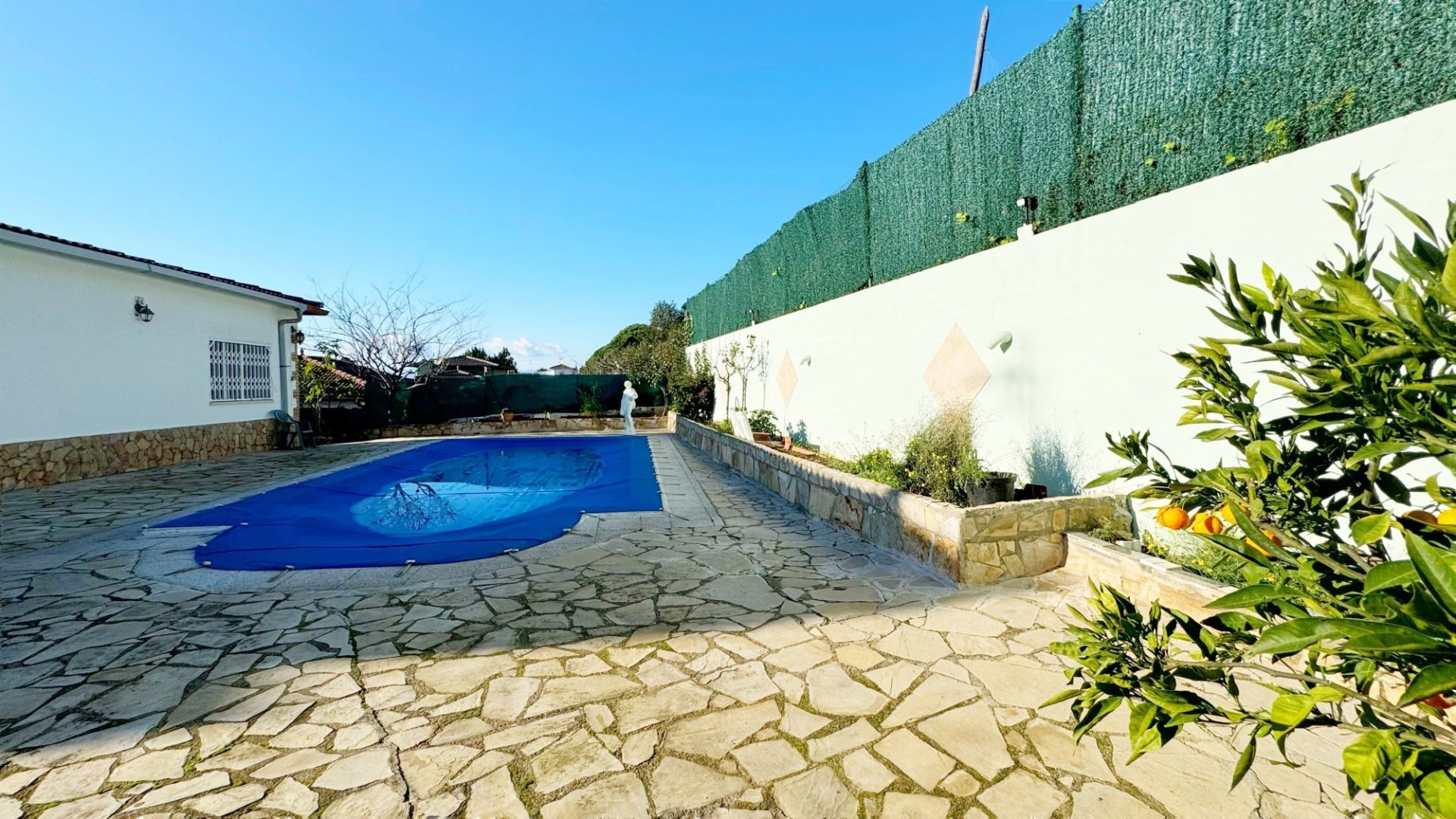 Hus i Lloret de Mar, Girona, Spanien 5 sovrum, 265 kvm. Nr. 130347