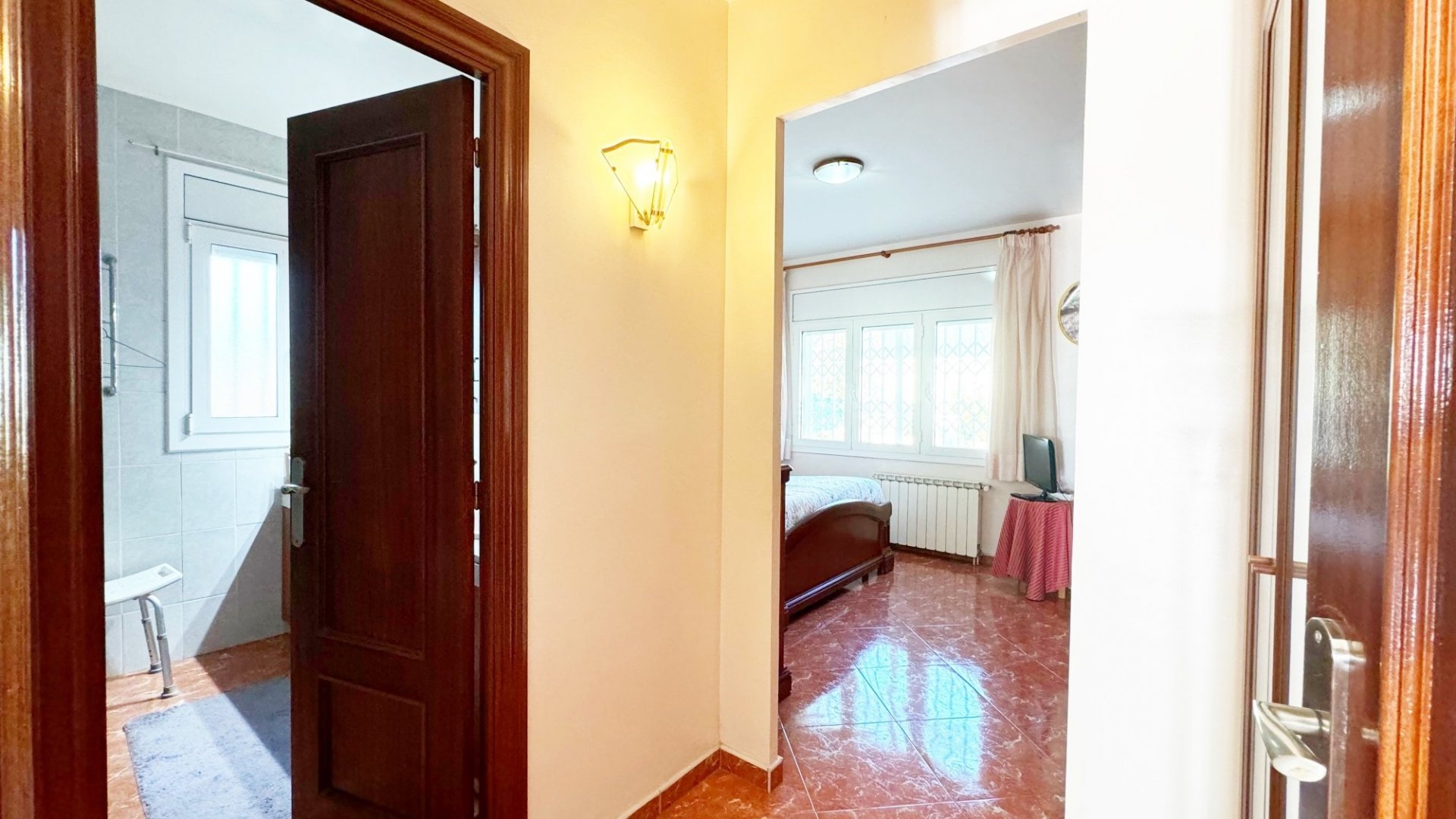 Hus i Lloret de Mar, Girona, Spanien 5 sovrum, 265 kvm. Nr. 130347