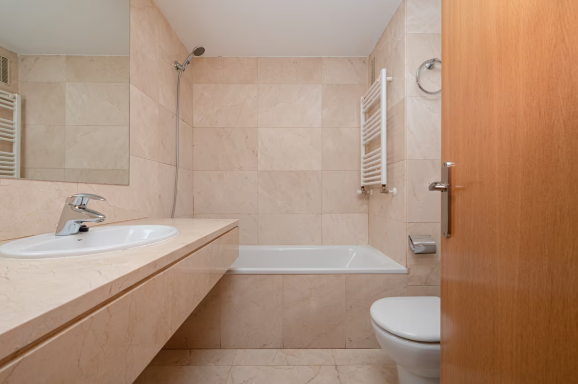 Apartamento en Madrid, Almería, España 4 dormitorios, 153 m2 No. 130351