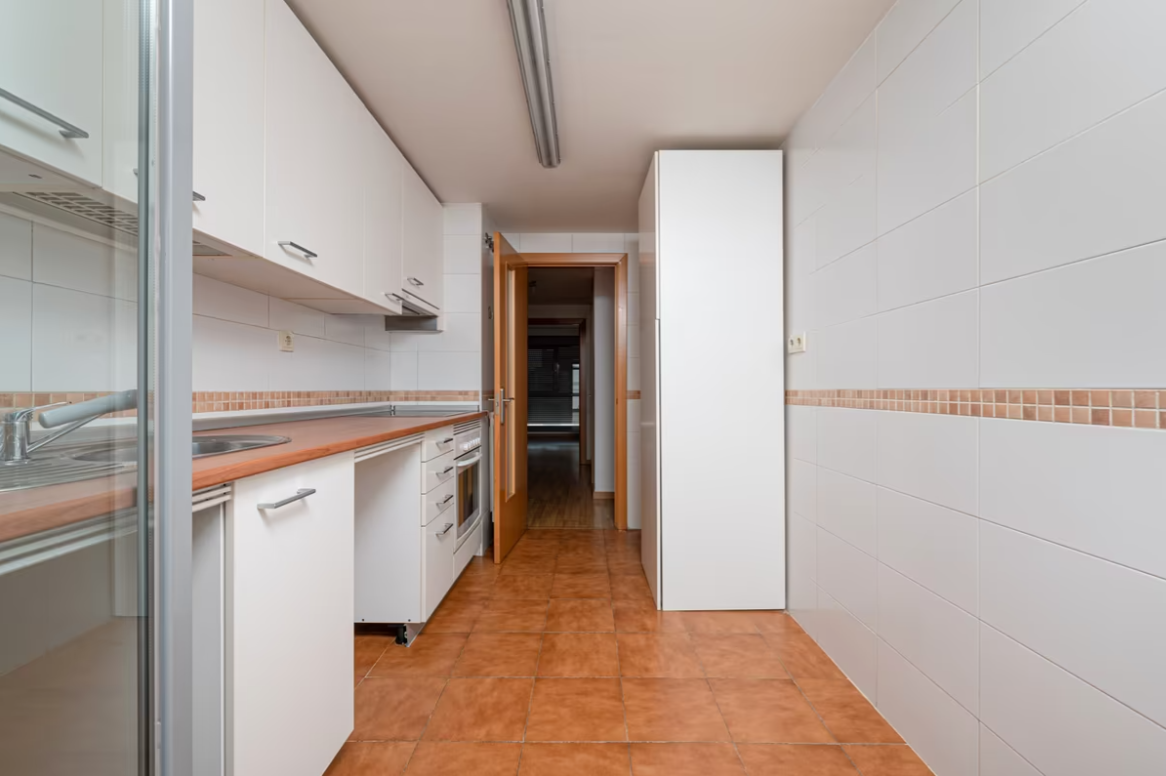 Apartamento en Madrid, Almería, España 4 dormitorios, 153 m2 No. 130351
