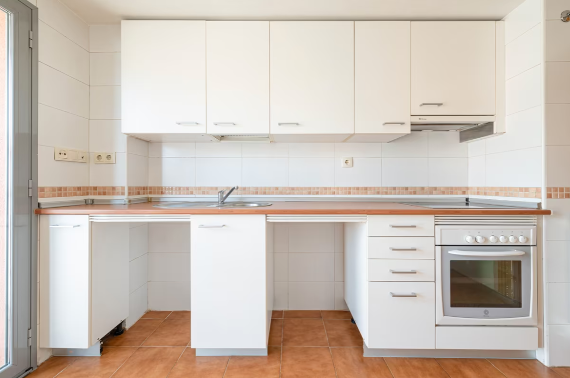 Apartamento en Madrid, Almería, España 4 dormitorios, 153 m2 No. 130351