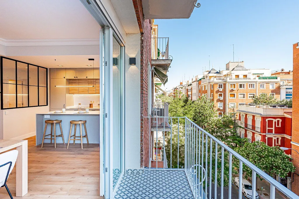 Appartamento a Madrid, Almeria, Spagna 3 camere da letto, 139 mq. N° 130350