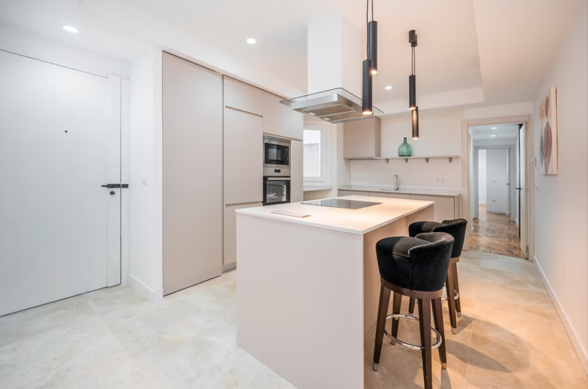 Apartamento en Madrid, Almería, España 2 dormitorios, 108 m2 No. 130349