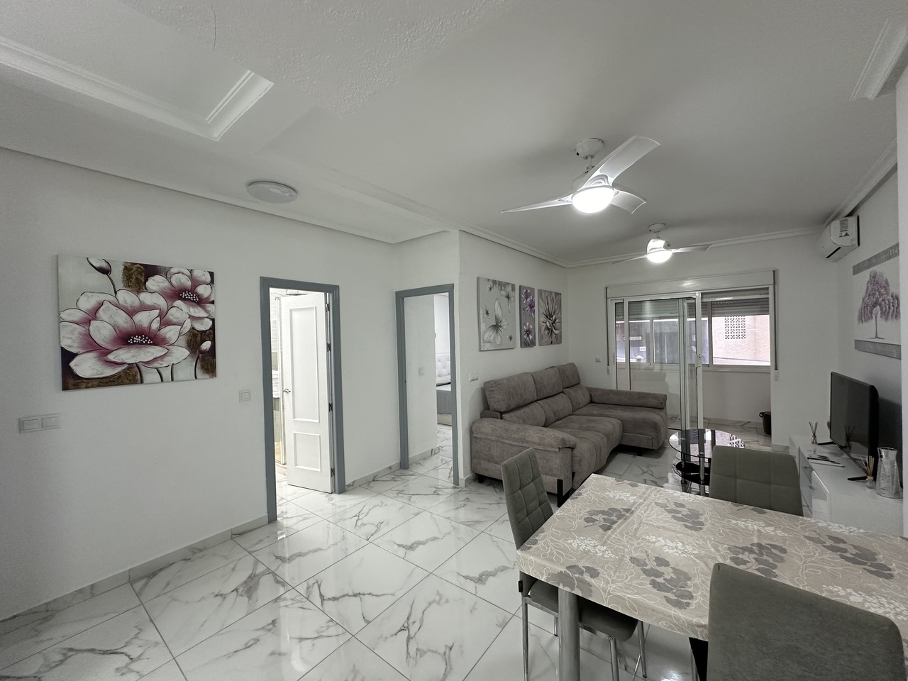 Квартира в Торревьеха, Аликанте, Испания 2 спальни, 82м2 №124882