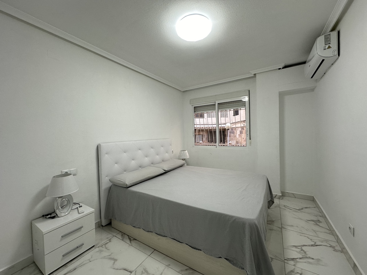 Квартира в Торревьеха, Аликанте, Испания 2 спальни, 82м2 №124882