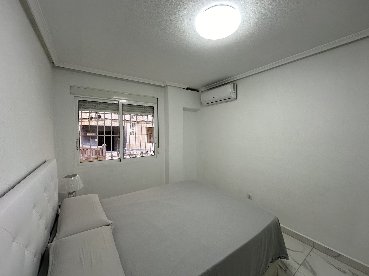 Квартира в Торревьеха, Аликанте, Испания 2 спальни, 82м2 №124882