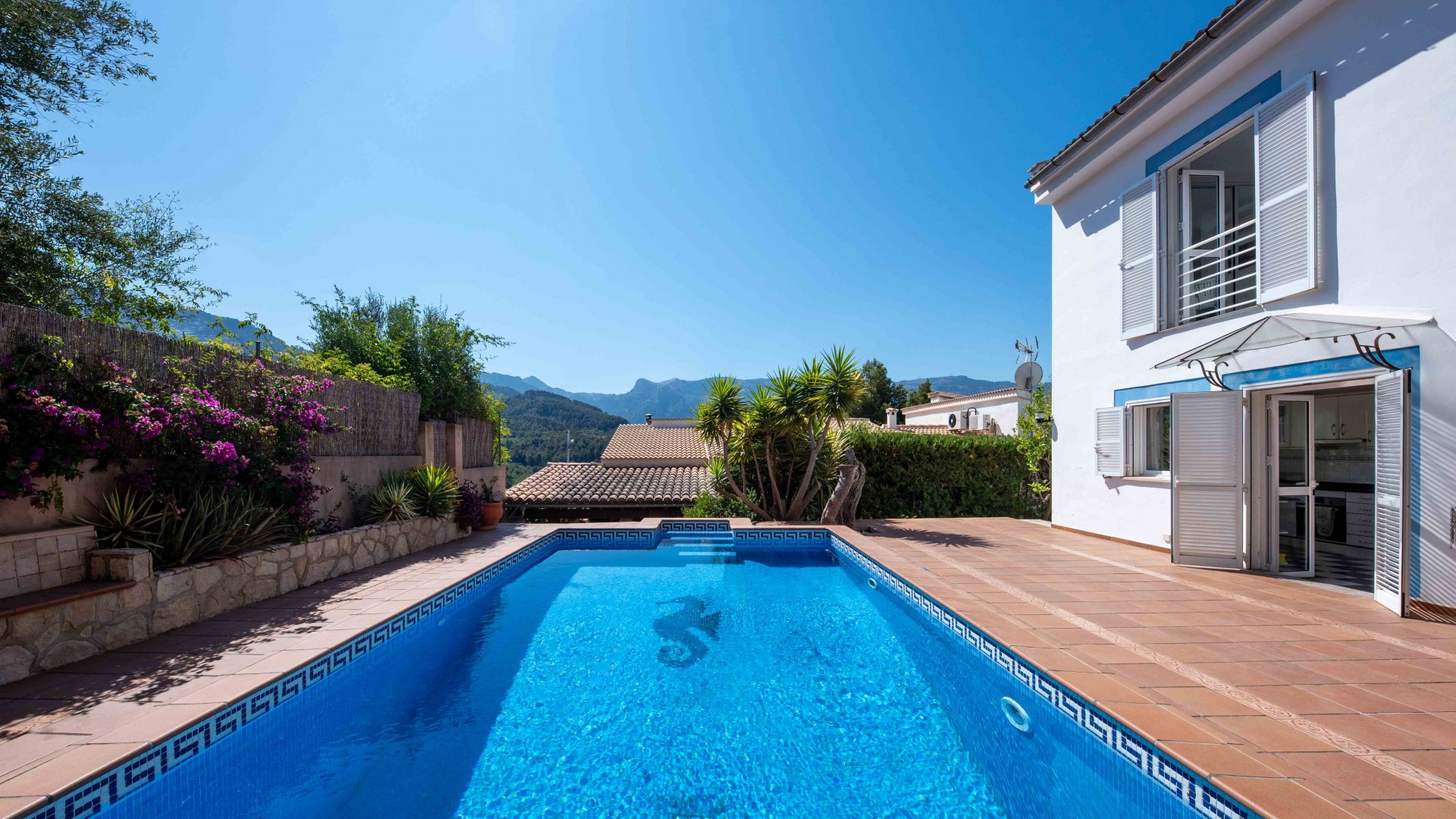Villa in Port De Soller, Mallorca, Spain 4 bedrooms, 238 sq.m. No. 130979