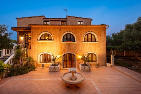 Villa in Genova, Mallorca, Spanien 5 Schlafzimmer, 635 m2 Nr. 130976