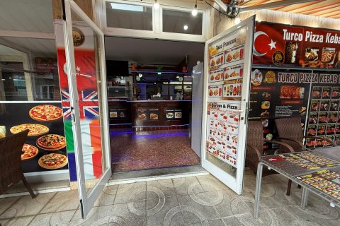 Коммерческая недвижимость в Льорет-де-Мар, Герона, Испания 2 спальни, 242м2 №122688