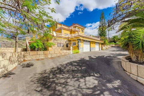 Villa en San Miguel de Abona, Tenerife, España 4 dormitorios, 3000 m2 No. 120006
