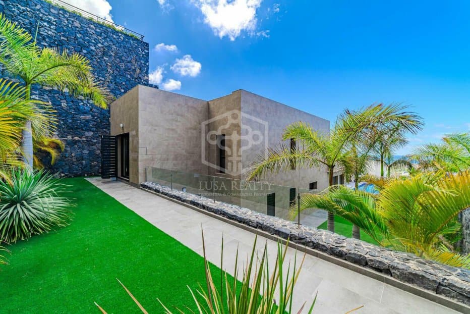 Villa Adeje, Tenerife, Spānijā 3 istabas, 336 m2 Nr. 120005