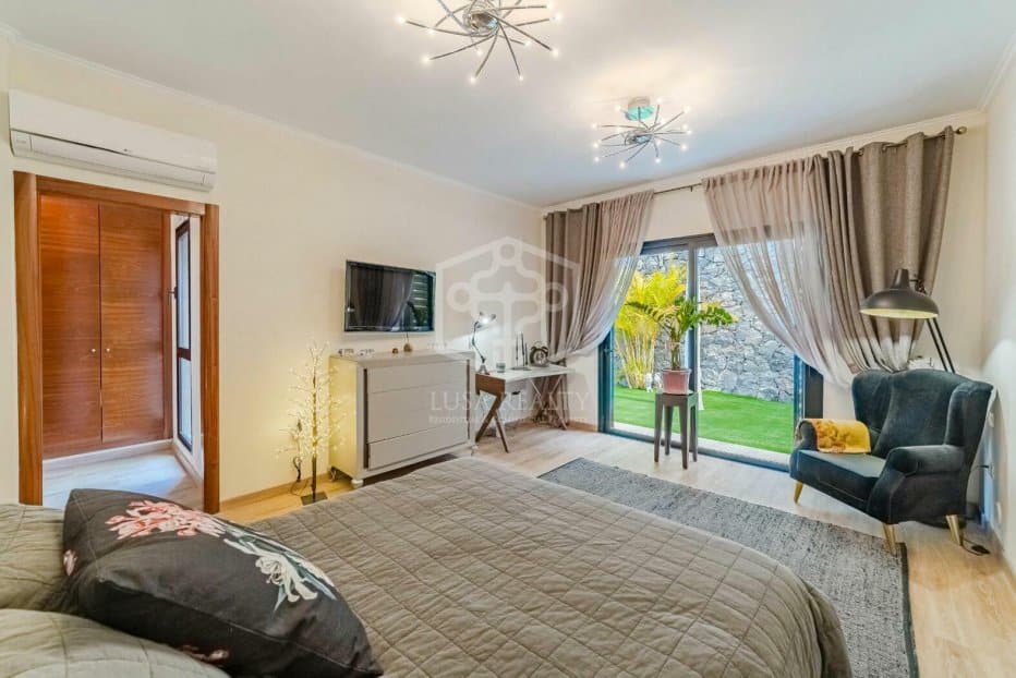 Villa Adeje, Tenerife, Spānijā 3 istabas, 336 m2 Nr. 120005