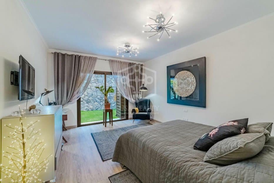 Villa Adeje, Tenerife, Spānijā 3 istabas, 336 m2 Nr. 120005